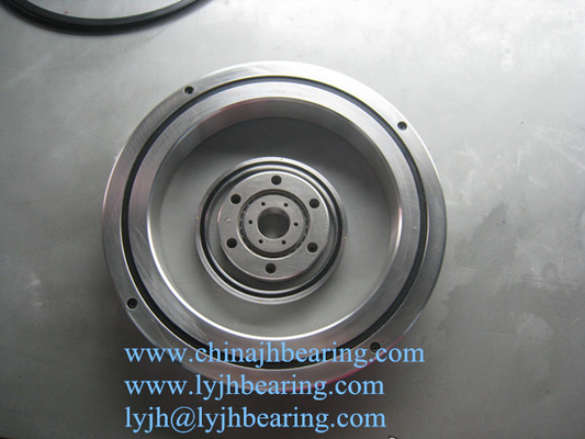 РА11008UUCC0 110x126x8mm цена и запасы, используемые для соединений промышленных роботов поставщик
