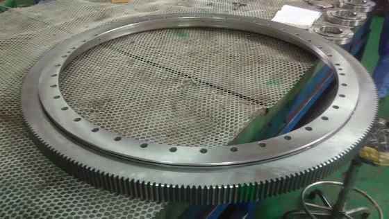 Зубчатый подшипник поворота E.1390.30.15.D.1-R Размер 1390*1115*105мм поставщик